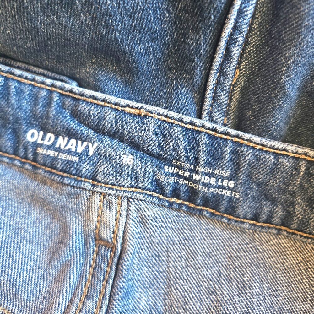 Wide Leg High Rise Jeans - Picture 3 of 4